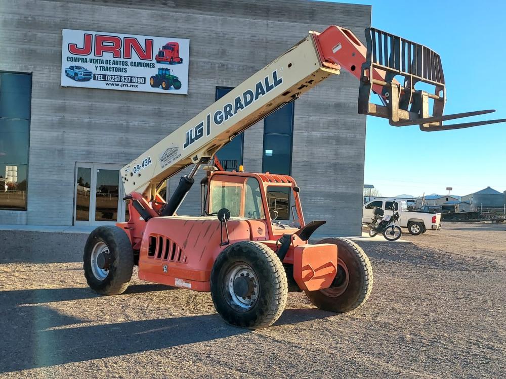 JLG Skytrak 2006